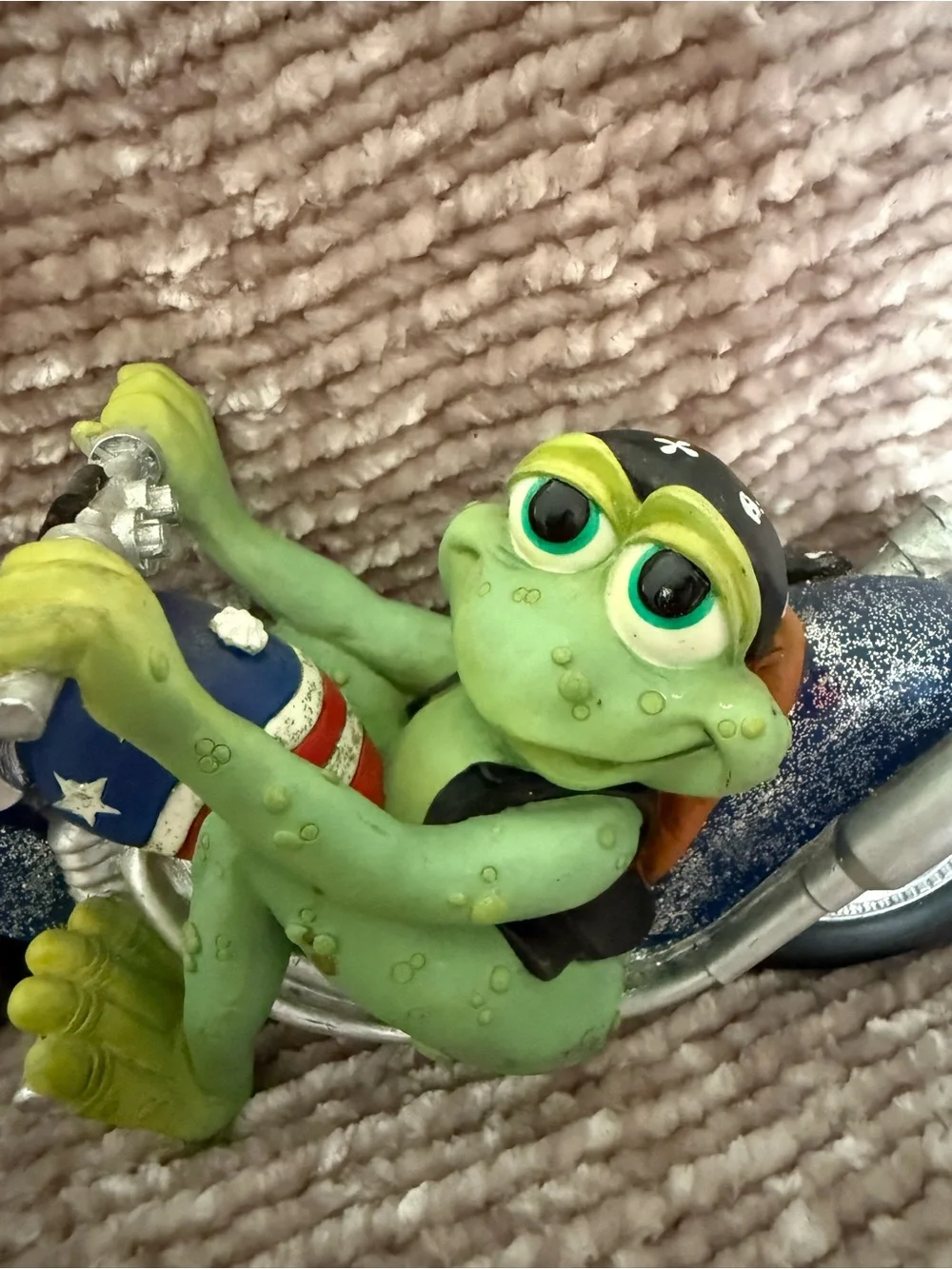 Vintage Holland Studio Sprogz Frogs Biker Motorcycle Frog Figurine 3 1/4